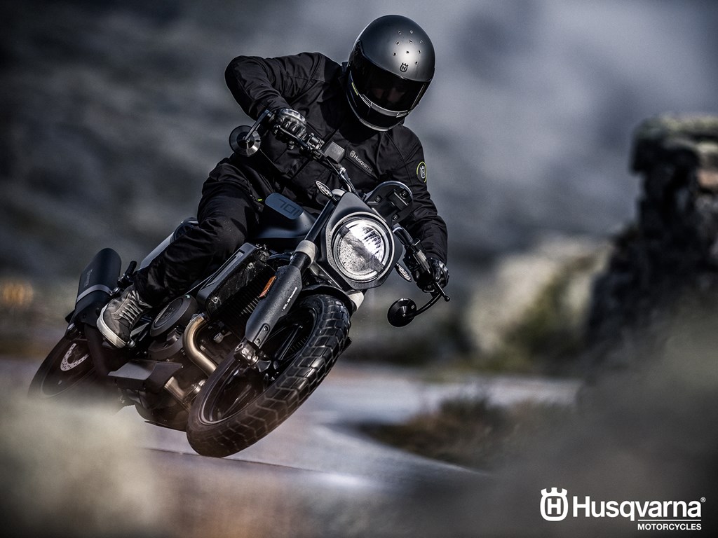 Husqvarna Svartpilen 701