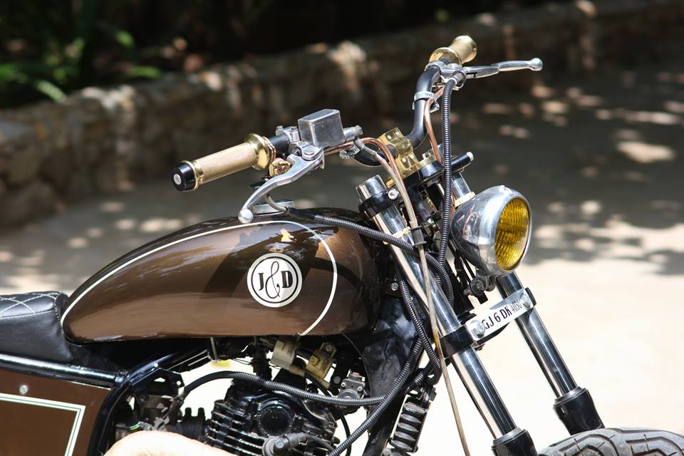 J&D Custom Co. Bajaj Pulsar 220