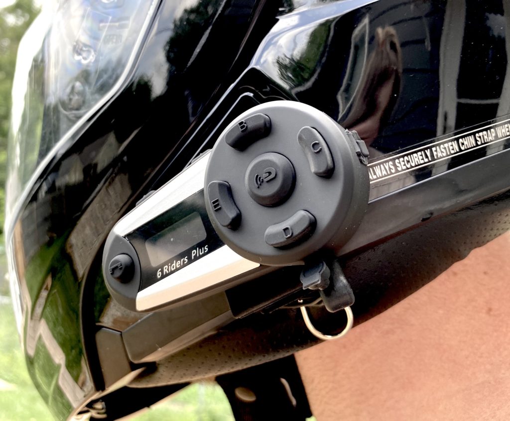 Fodsports V6 Plus Bluetooth Headset intercom close up side view