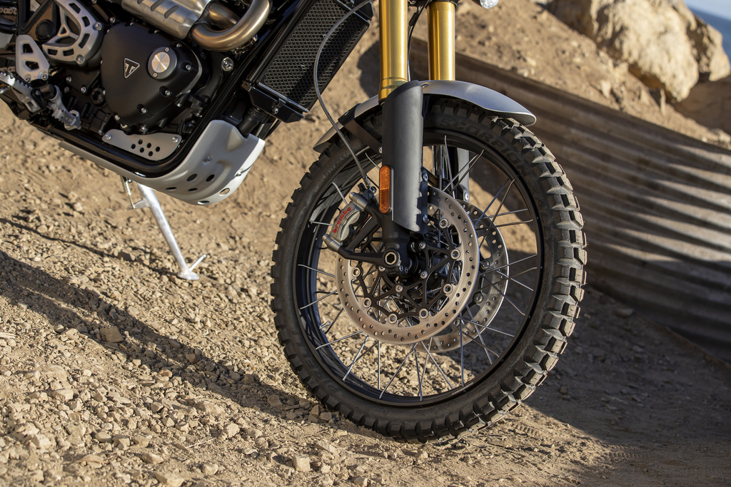 Triumph Scrambler 1200 XE close up