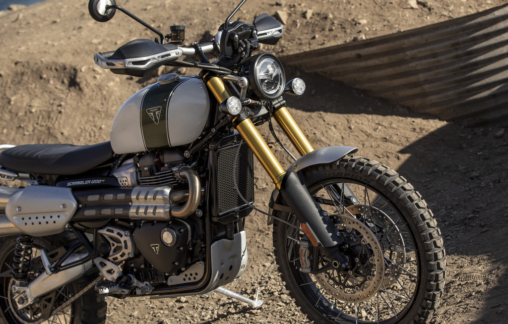 Triumph Scrambler 1200 XE close up