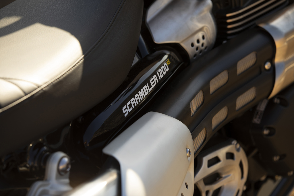 Triumph Scrambler 1200 XE close up