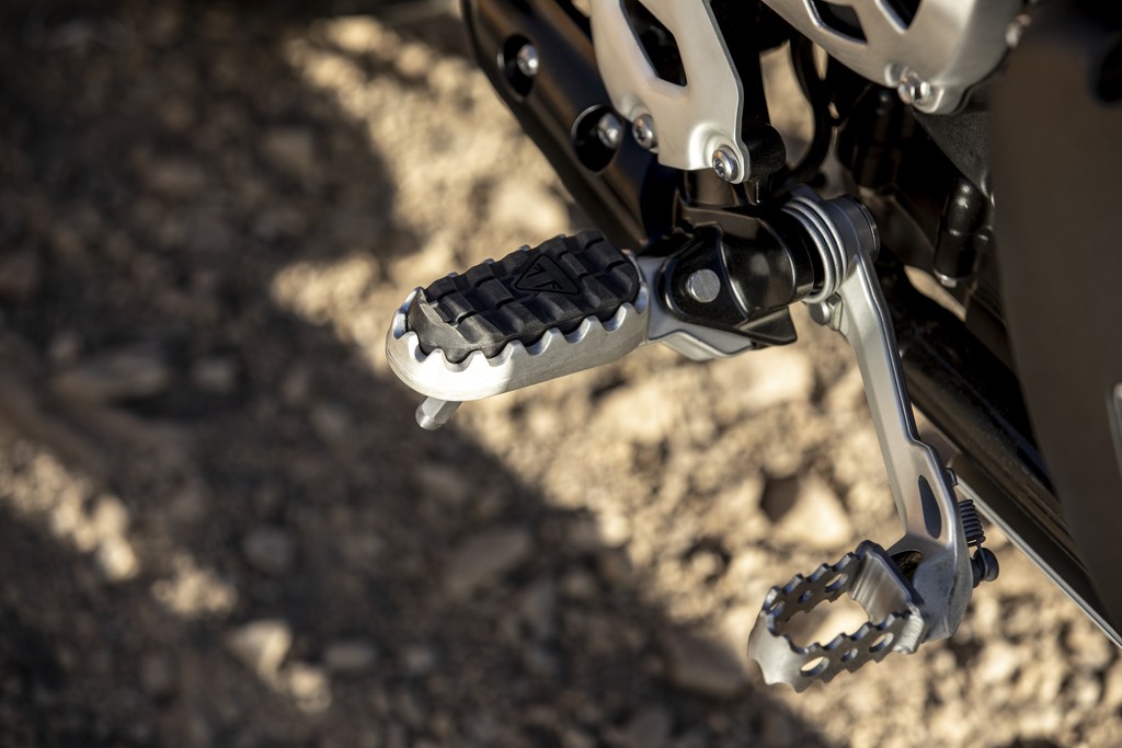 Triumph Scrambler 1200 XE close up