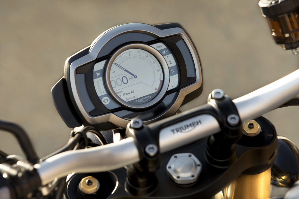 Triumph Scrambler 1200 XE close up