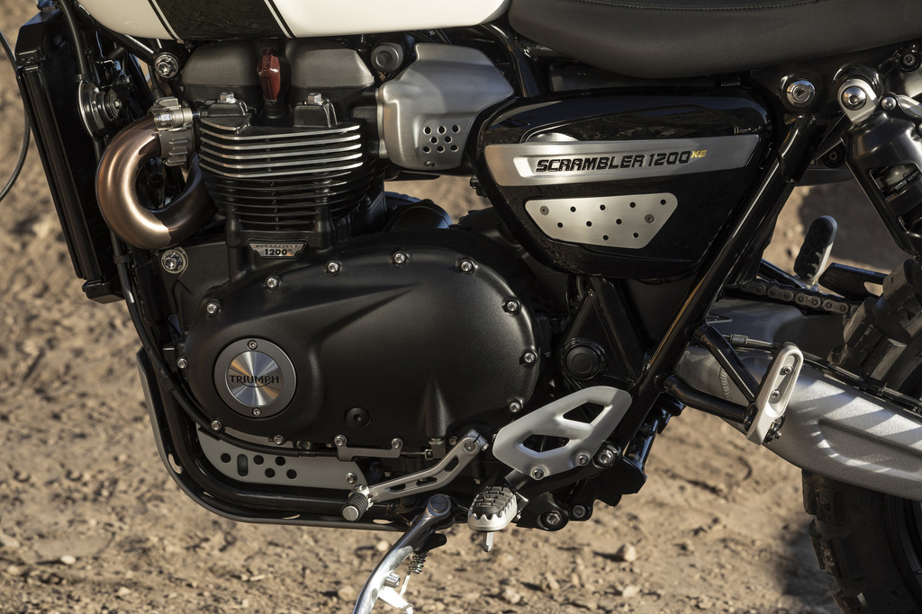 Triumph Scrambler 1200 XE close up