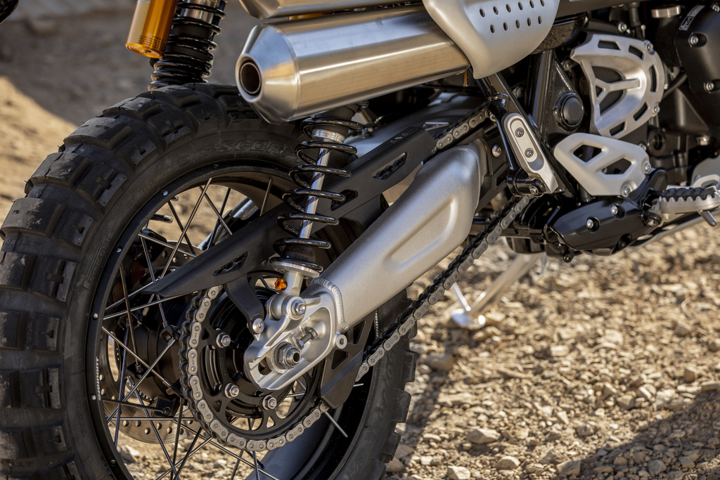 Triumph Scrambler 1200 XE close up
