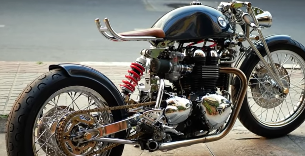 Triumph Bonneville 900 Cafe Racer by Pi Customs 3