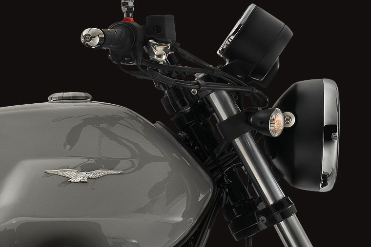 Moto Guzzi V7 III Milano