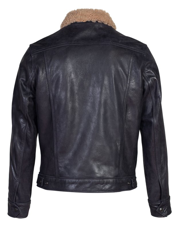 Schott 545 Buffalo Leather Trucker Jacket with Sheepskin Collar - Everything You Need to Know 10