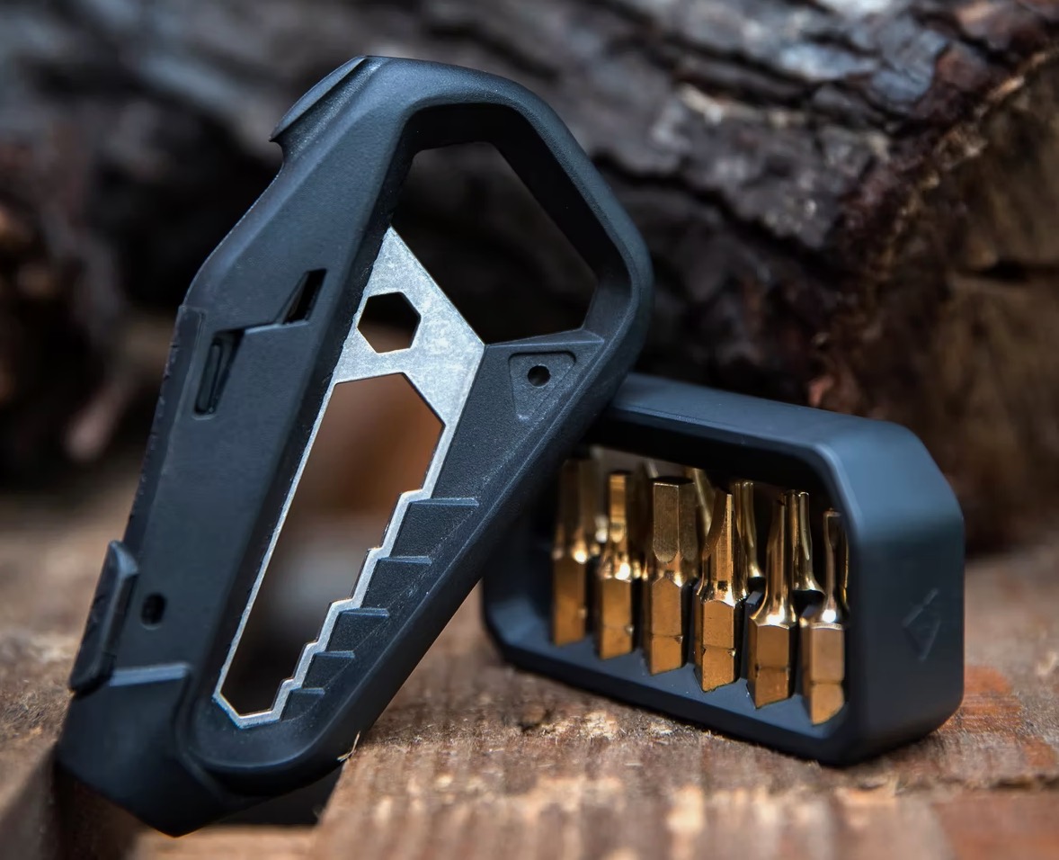 Tactica M.100.X 17-in-1 Multi-Tool with 12 Hex Bits – Everything You Need to Know