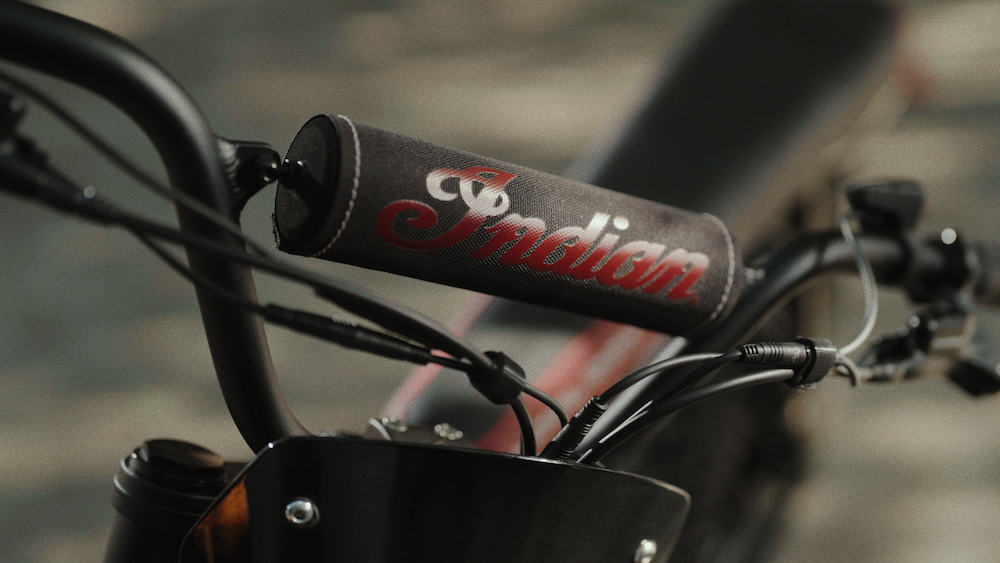  eFTR Hooligan 1.2 electric bicycle handlebars