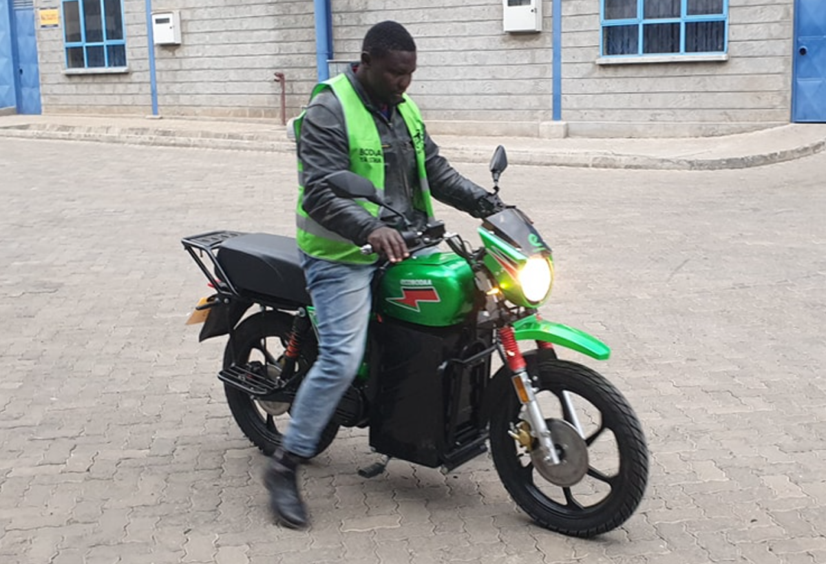 Ecobodaa swappable battery electric motorcycle