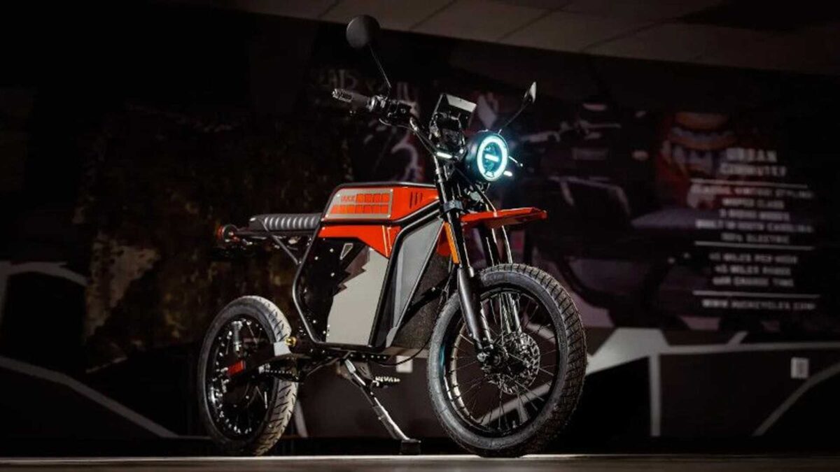 Huck Cycles Stinger in red