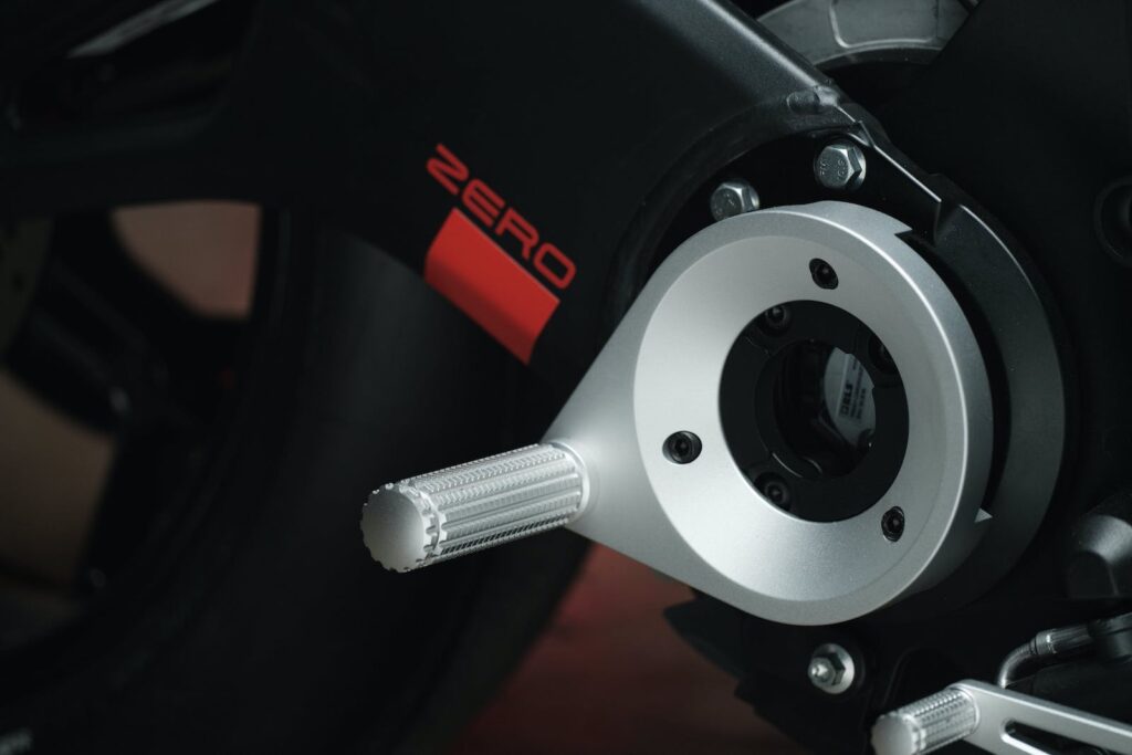 Zero Motorcycles presents the SR-X, the latest creation from Huge Design
