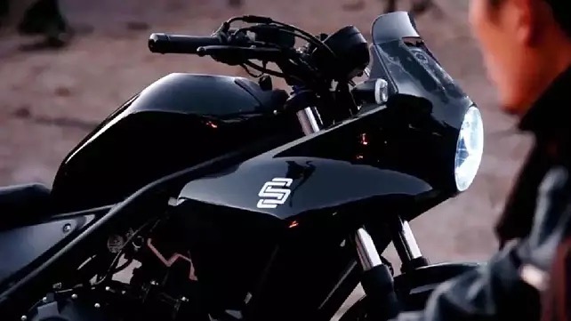 Serpol No. 1 cruiser motorcycle from Wuling Motors