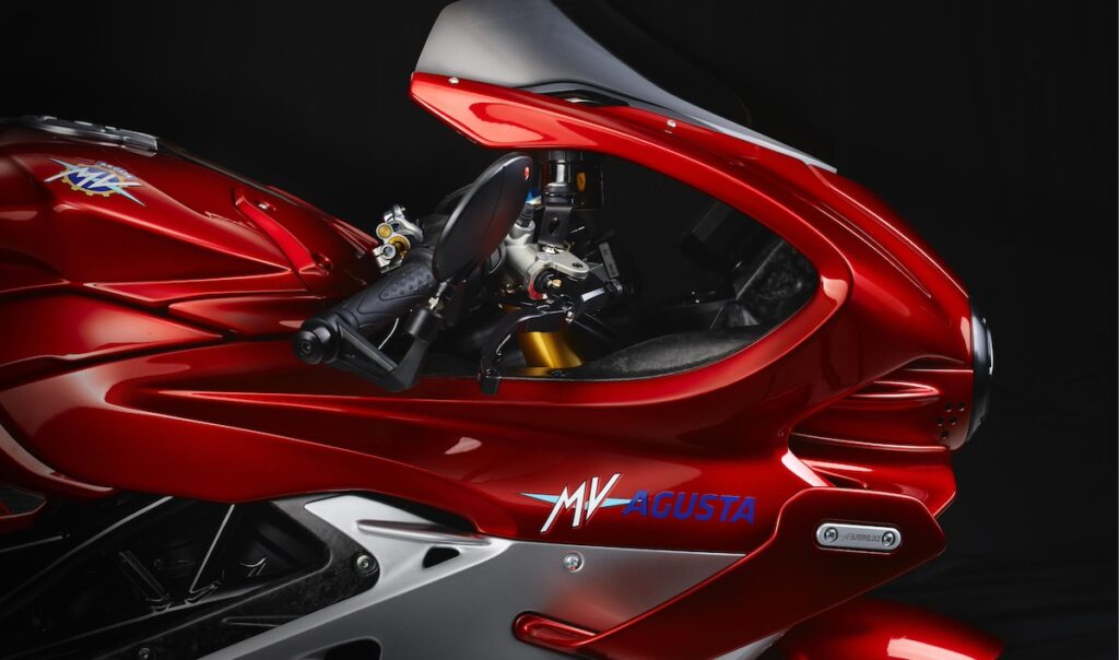 MV Agusta superveloce 1000 Serie Oro front end