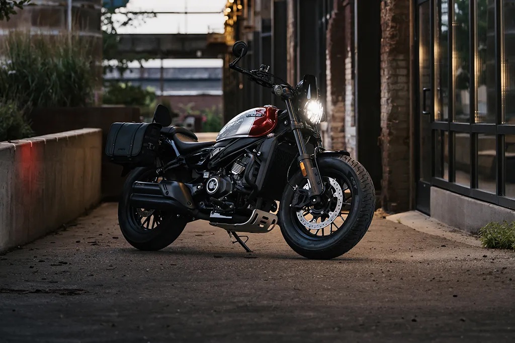 2025 CFMoto 450 CL-C parked