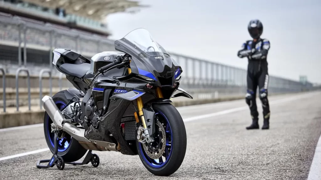 2025 Yamaha YZF-R1