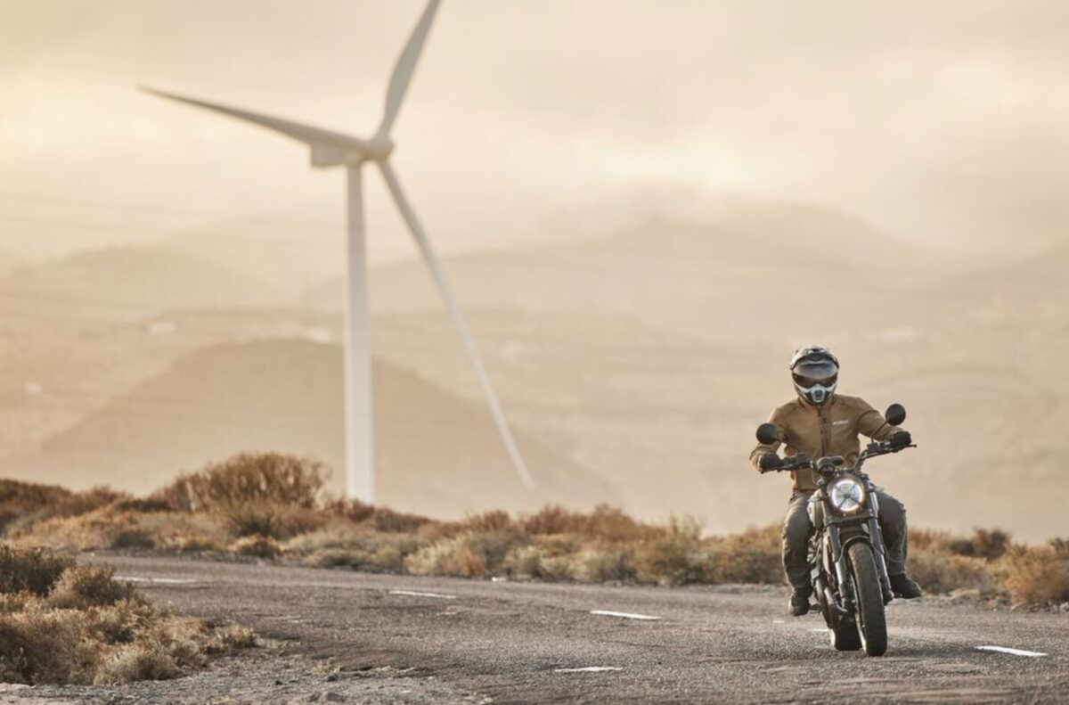 The Best Summer Motorcycle Jackets for Optimal Comfort and Protection 1