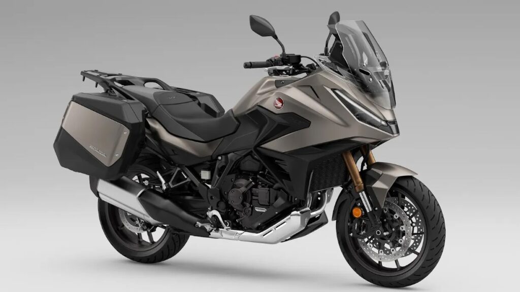 Europe's Honda NT1100 Gets Updates for 2025 1