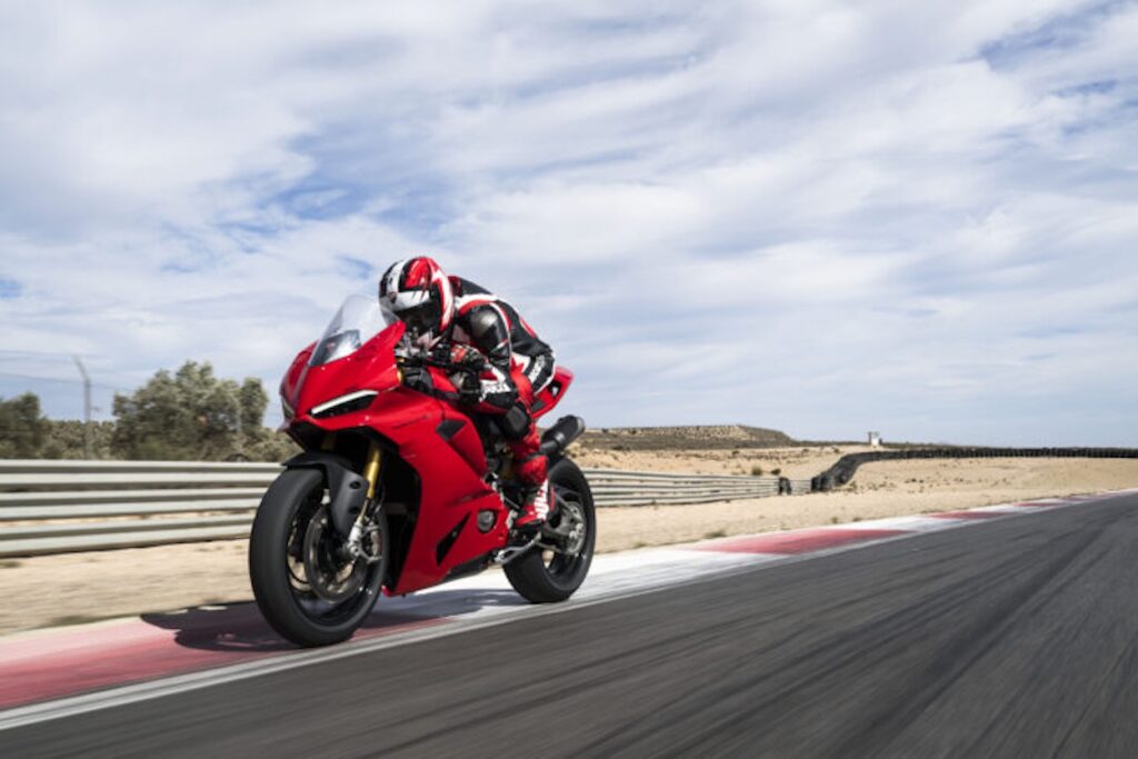 2025 Ducati Panigale V2