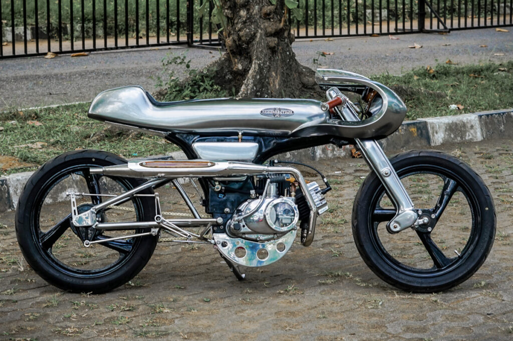 Custom Suzuki A100 Cafe Racer