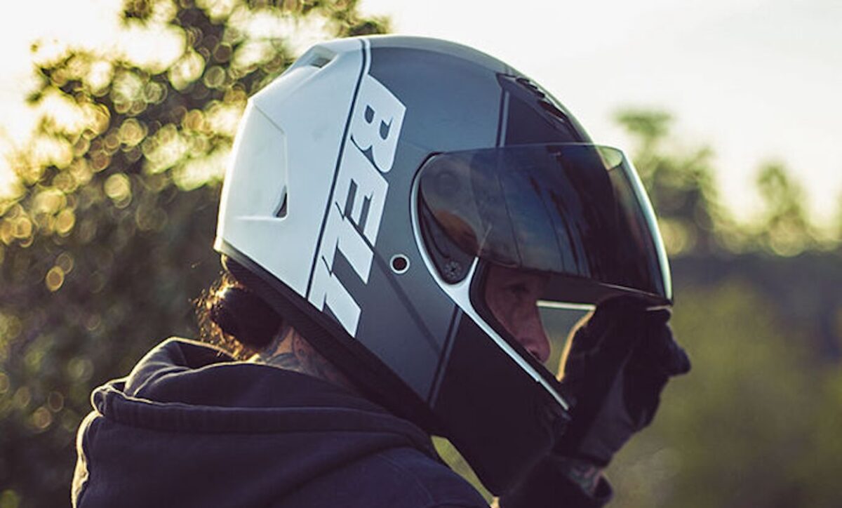 Full Face vs. Open Face: Which Motorcycle Helmet Suits You?