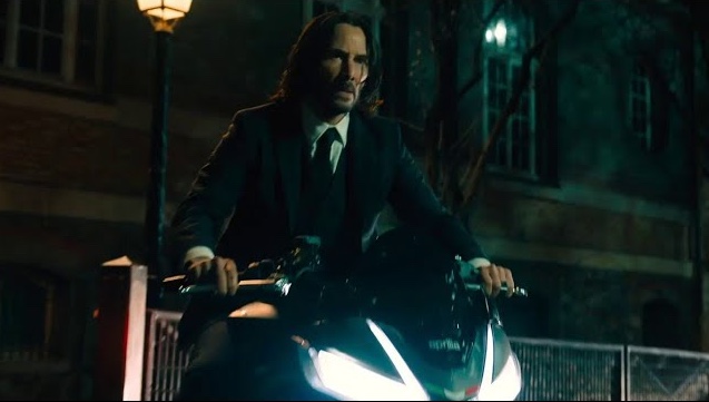 John Wick 4 has an Aprilia Tuono 660 ridden by Keanu Reeves