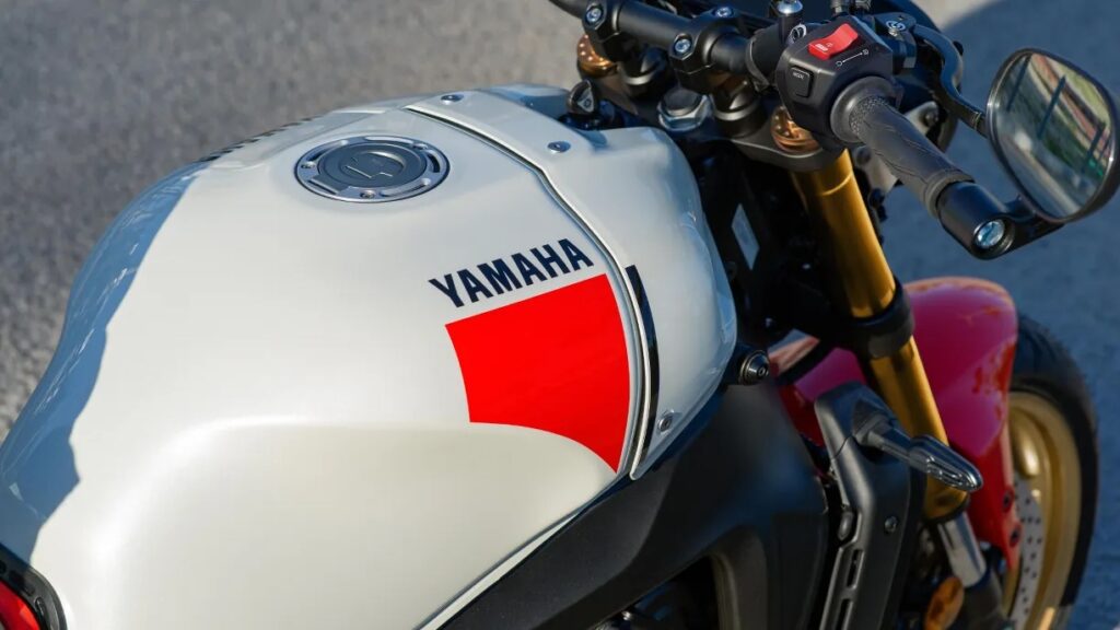 2025 Yamaha XSR900 gas tank