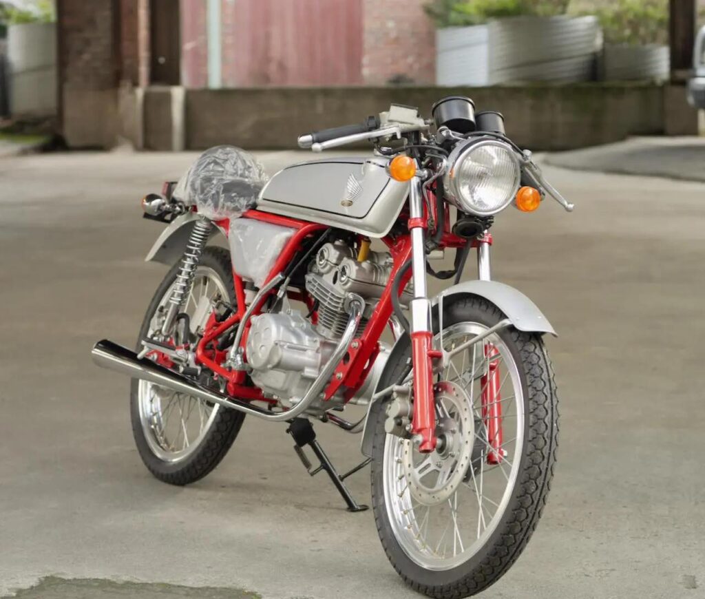 1997 Honda AC15 Dream 50 front