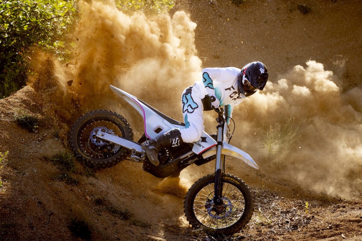 Dust Moto Hightail: A Dirt Bike Revolution in Electric Elegance