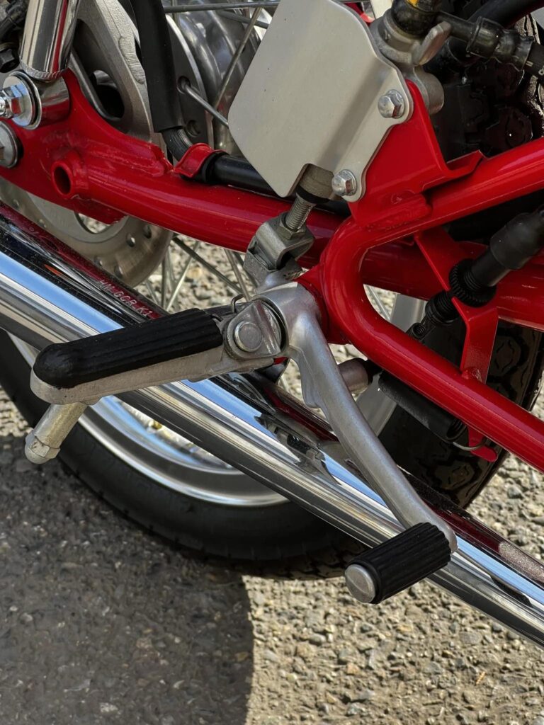 1997 Honda AC15 Dream 50 foot peg and shifter