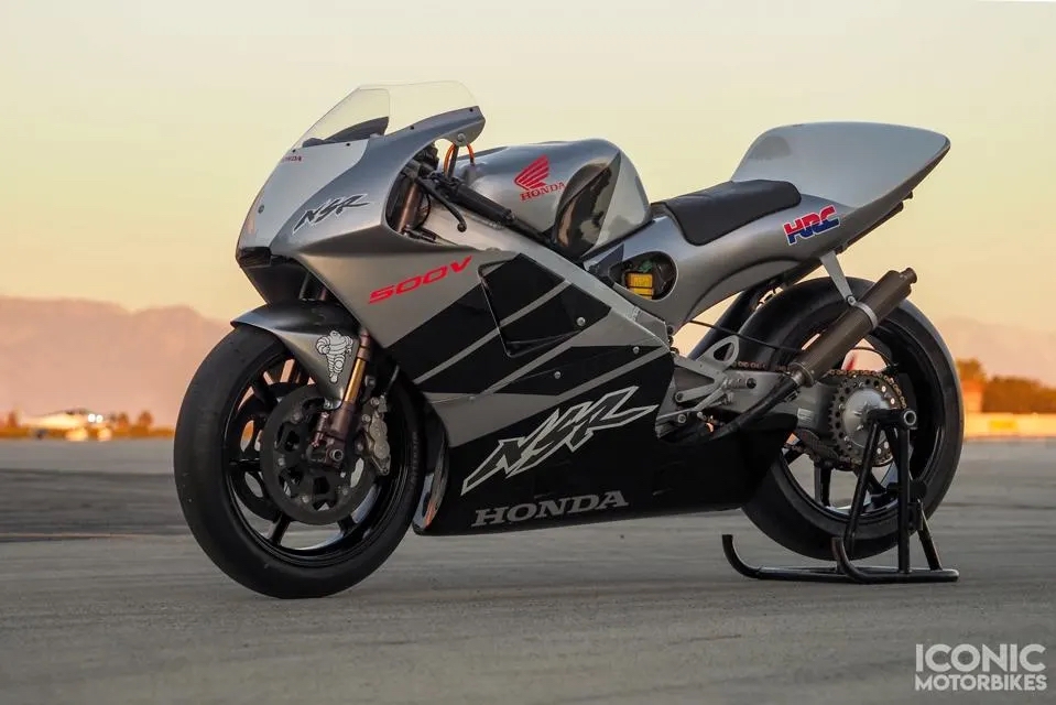 1997 Honda NSR500V front three quarter view 