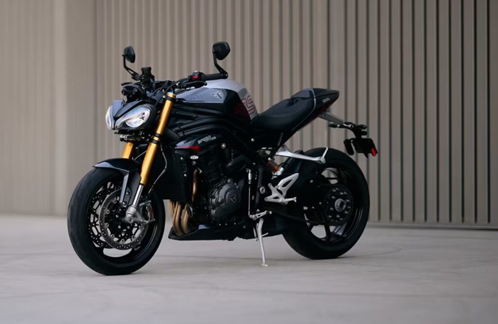 2025 Triumph Speed Triple 1200 RS parked