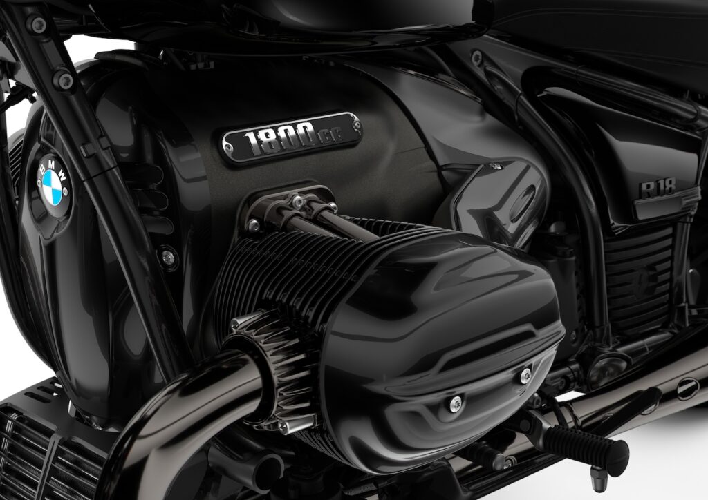 BMW R 18 engine