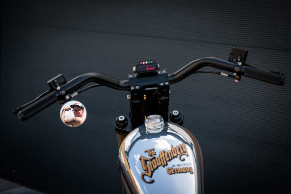 The Stauffenberg custom chopper by MB Cycles handlebars