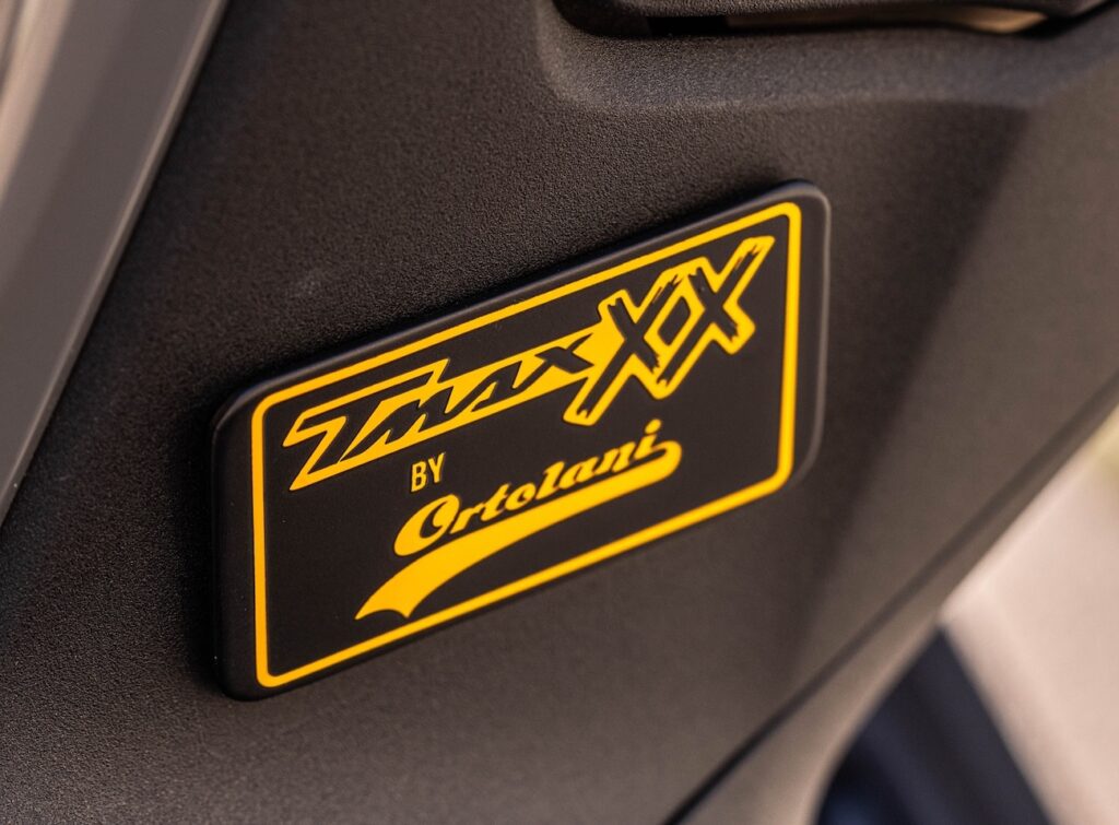 Yamaha Tmax XX badges
