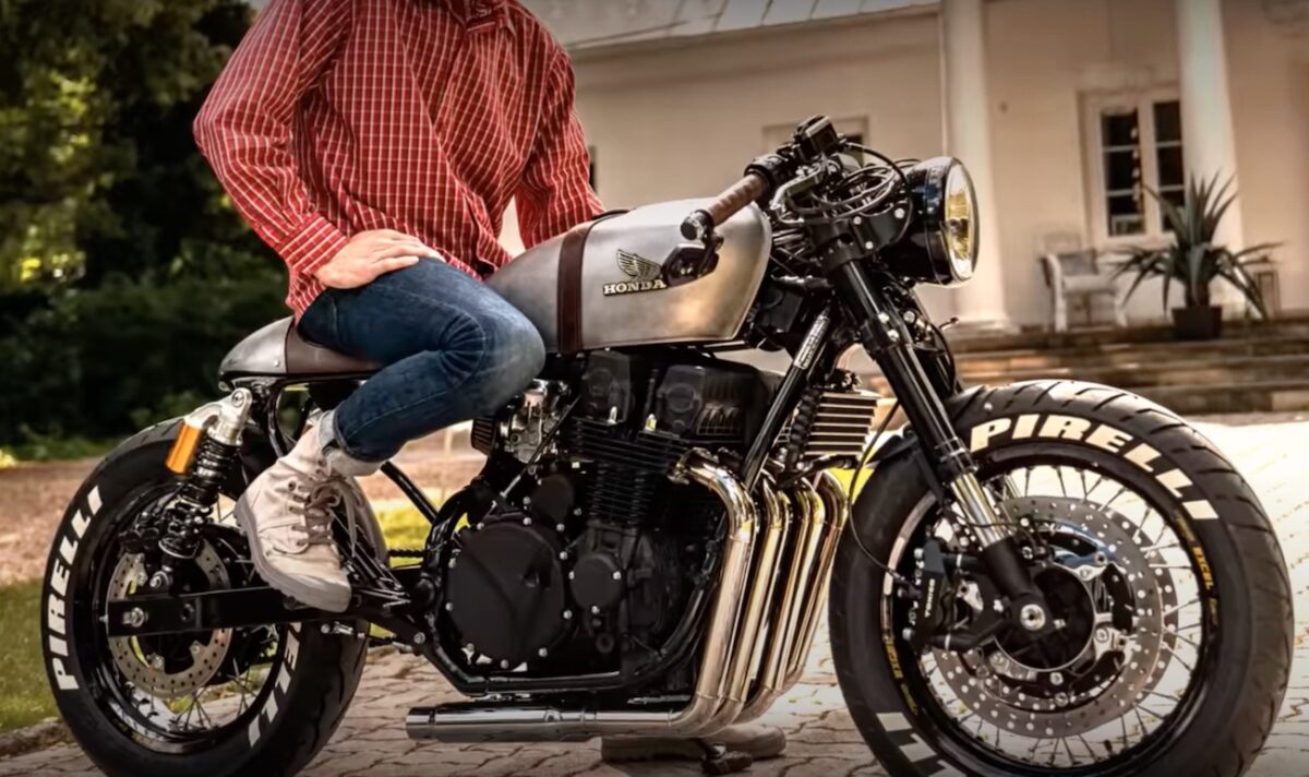 Custom Honda CB 750 “Seven Fifty” Cafe Racer by Krisbiker Customs
