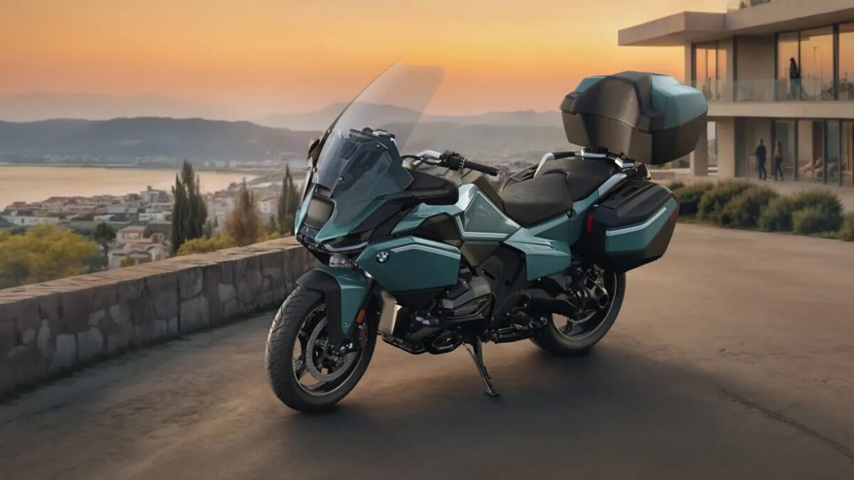 Check Out the 2026 BMW R 1300 RT