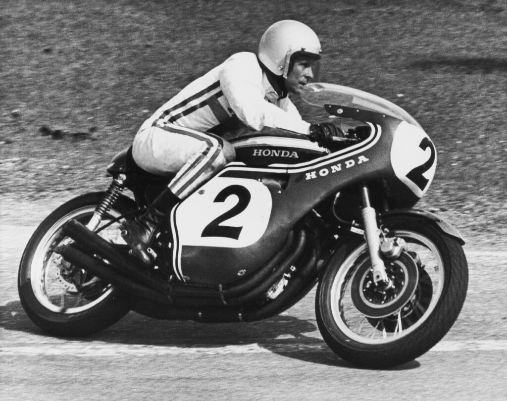 Dick Mann on a Honda CB750