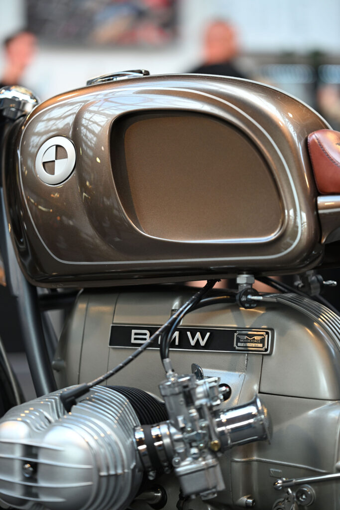 TSURUGI: BMW R100/7 from Motor Force