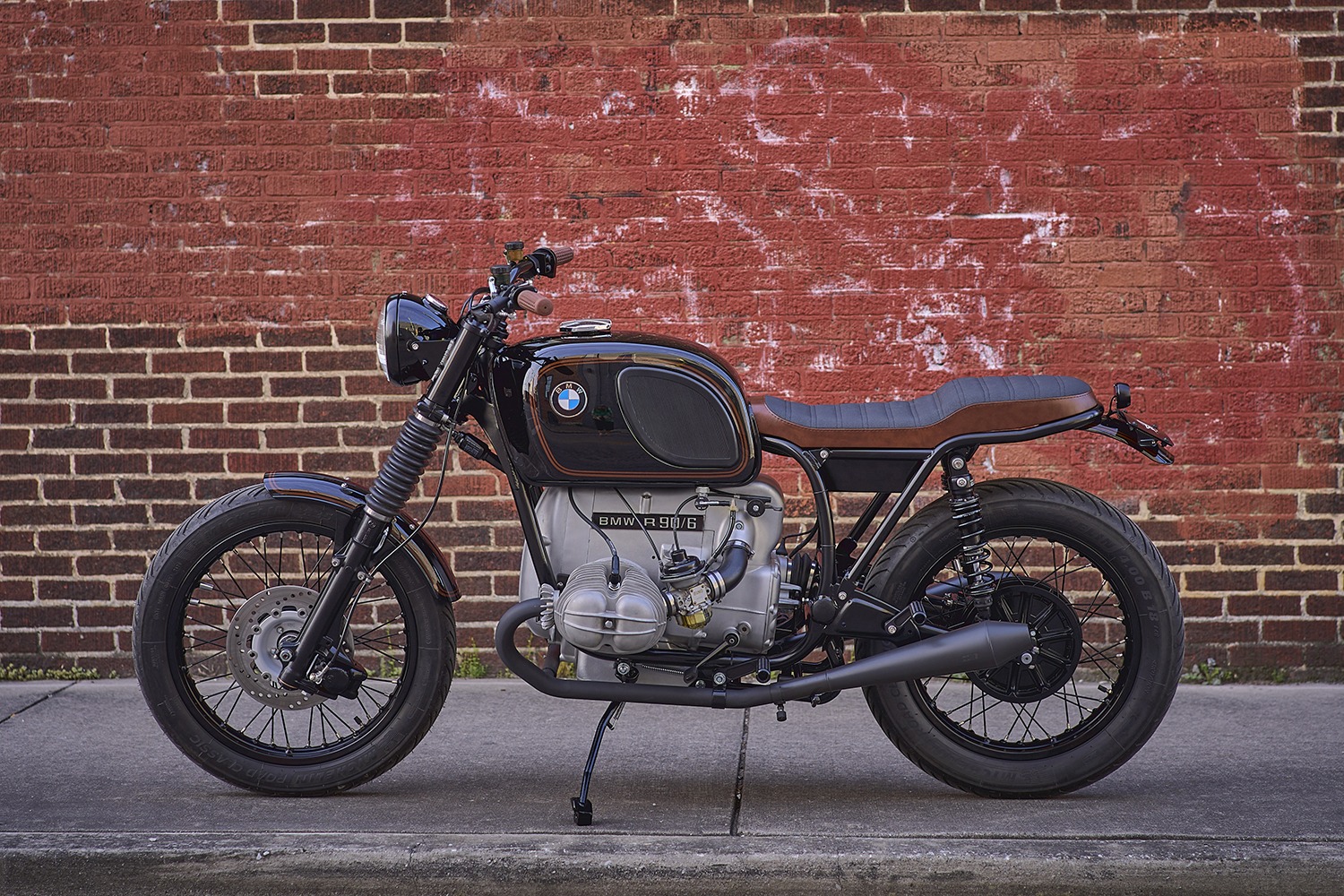 Wonder R90/6 Custom BMW R90/6 By Analog Motorcycles | Wind Burned Eyes