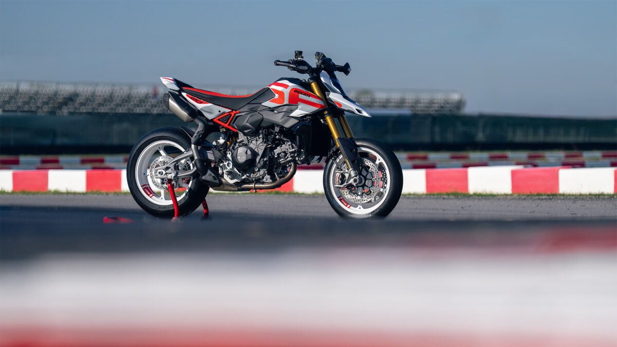 Video Analysis: 2026 Ducati Hypermotard V2 Review