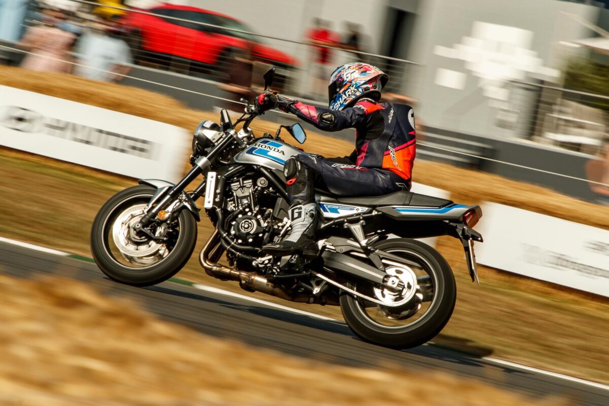Does Honda’s CB1000F Prove Retro Bikes Are Ready to Compete With Modern Sportbikes?