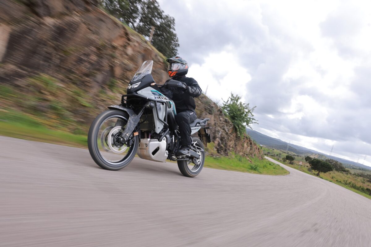 Does Honda’s New Transalp E-Clutch Make Middleweight Adventure Riding Effortless?