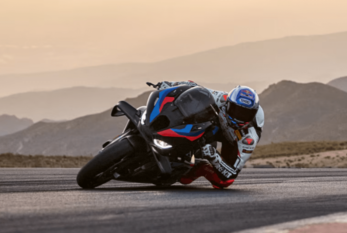It Looks Like BMW Will Build a M 1000 RS in 2027