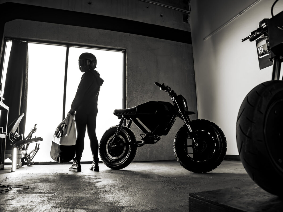 Droog Moto’s UNIT-1 Reworks the Onyx RCR as an E-Moto