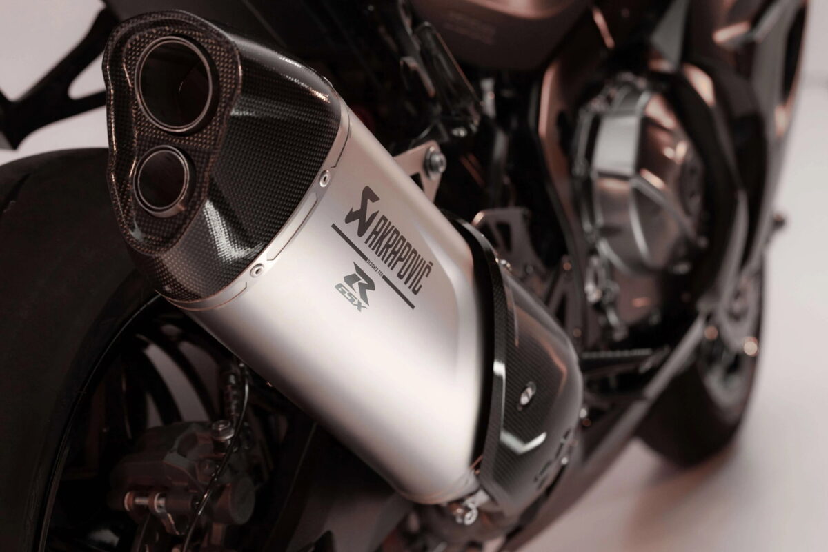 Suzuki Reveals GSX-R1000R Stealth as 10-Unit Italy Exclusive