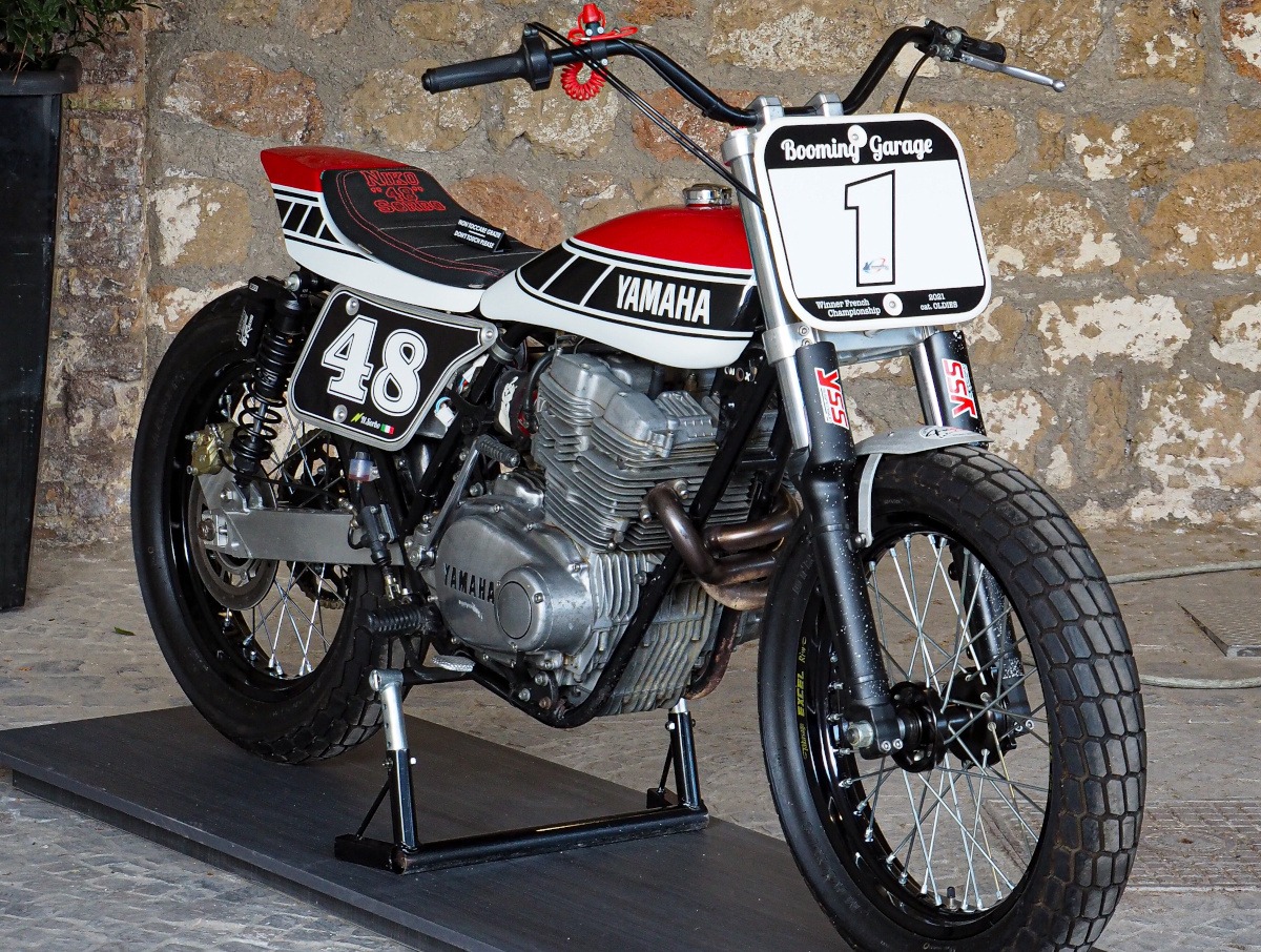 Fuch’s Workshop Transforms 1972 Yamaha TX500 Into a Flat Tracker